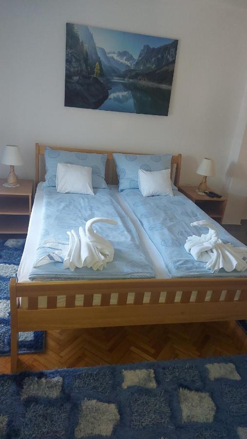 Apartments Zegarac House Korenica Exterior foto